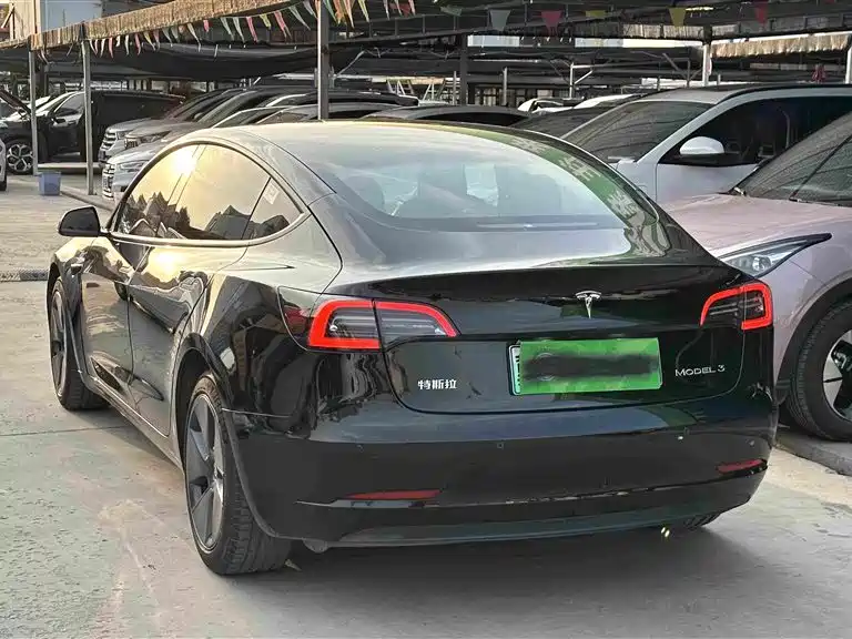 Tesla Model 3 — фотографии объявления, Фото 4