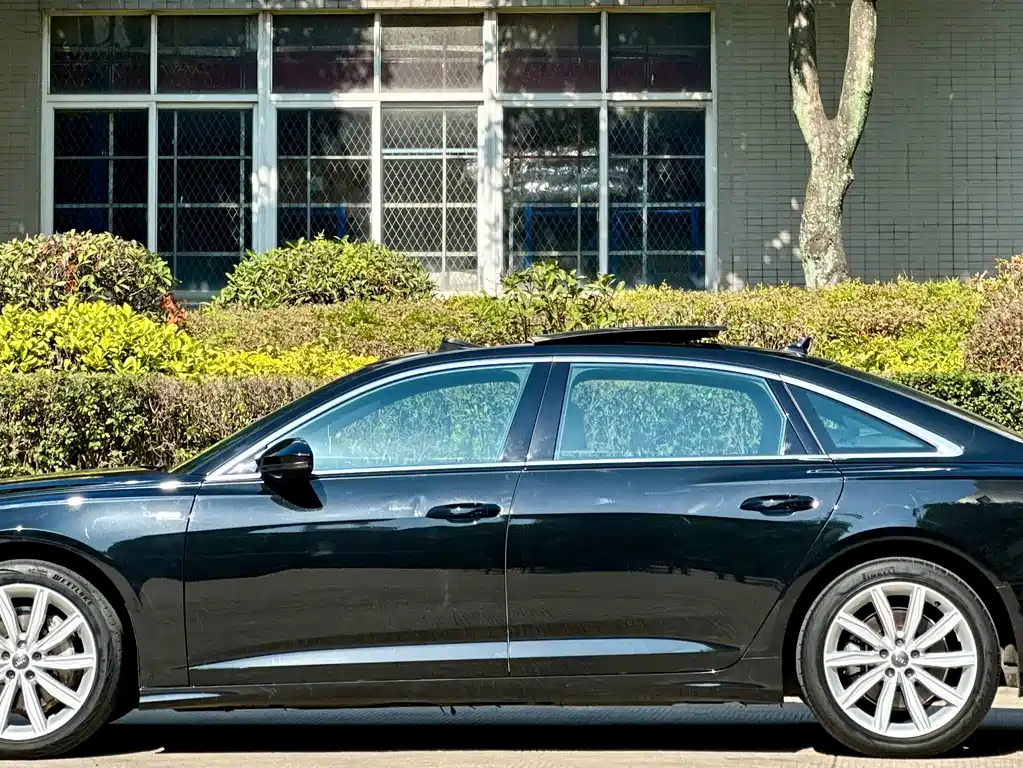 Audi A6L — миниатюра 5