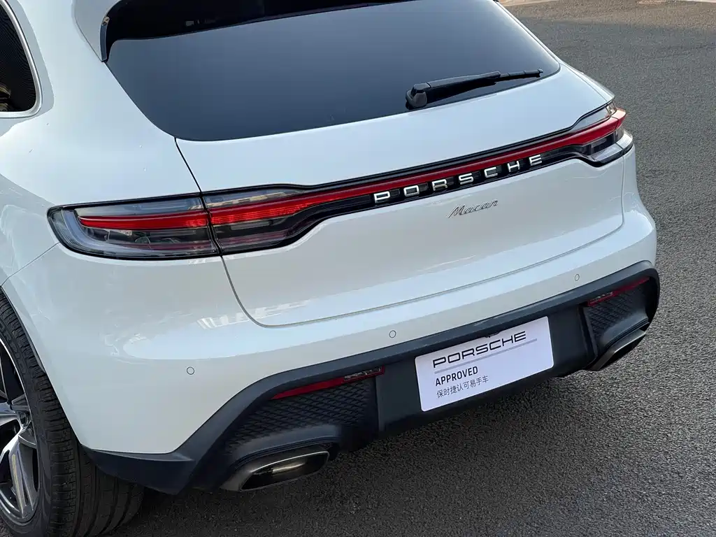 Porsche Macan — миниатюра 6