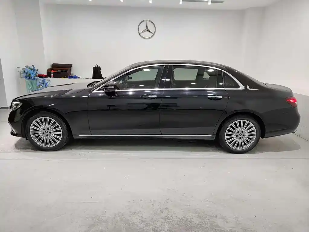 Mercedes-Benz E-Class E 2022 E 300 L Fashion