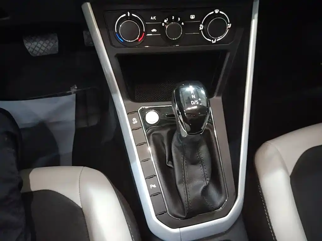 Volkswagen Polo — миниатюра 14