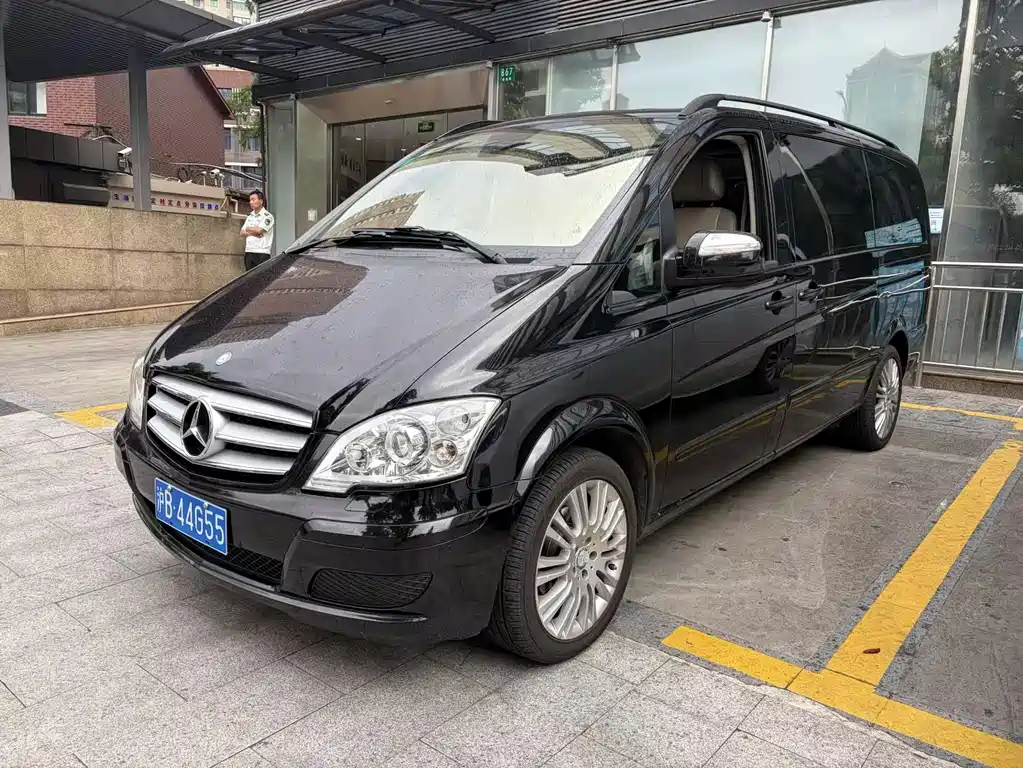 Mercedes-Benz Viano