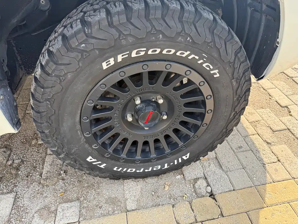 Toyota Land Cruiser — миниатюра 12