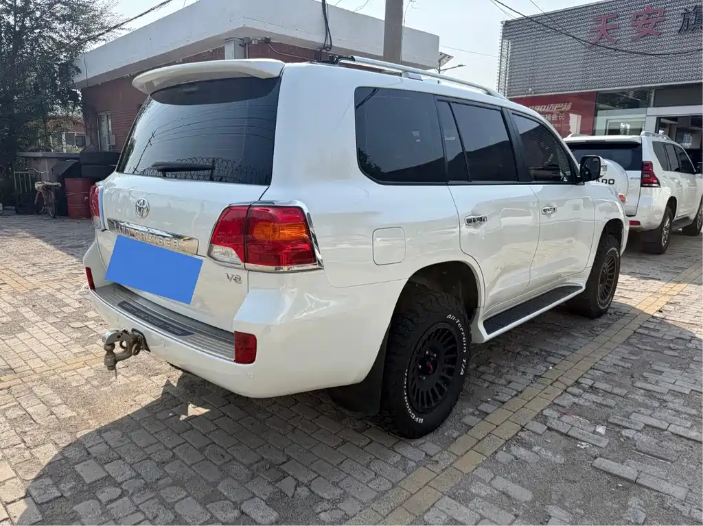 Toyota Land Cruiser — миниатюра 15