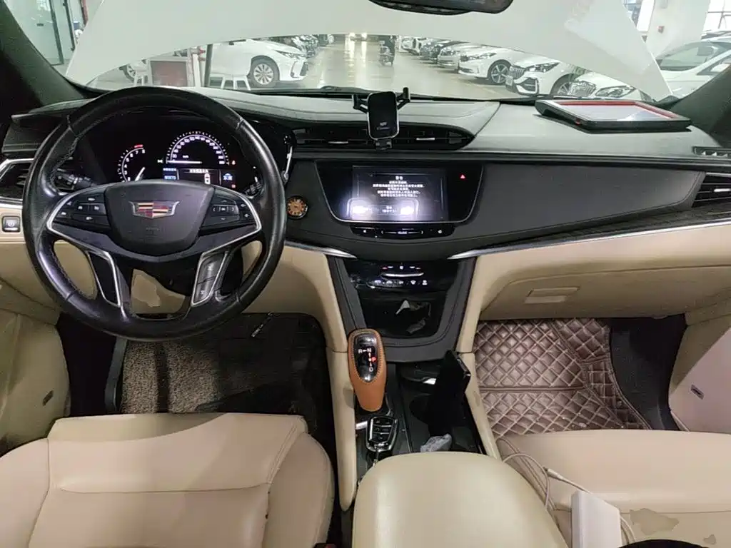 Cadillac XT5 — миниатюра 10