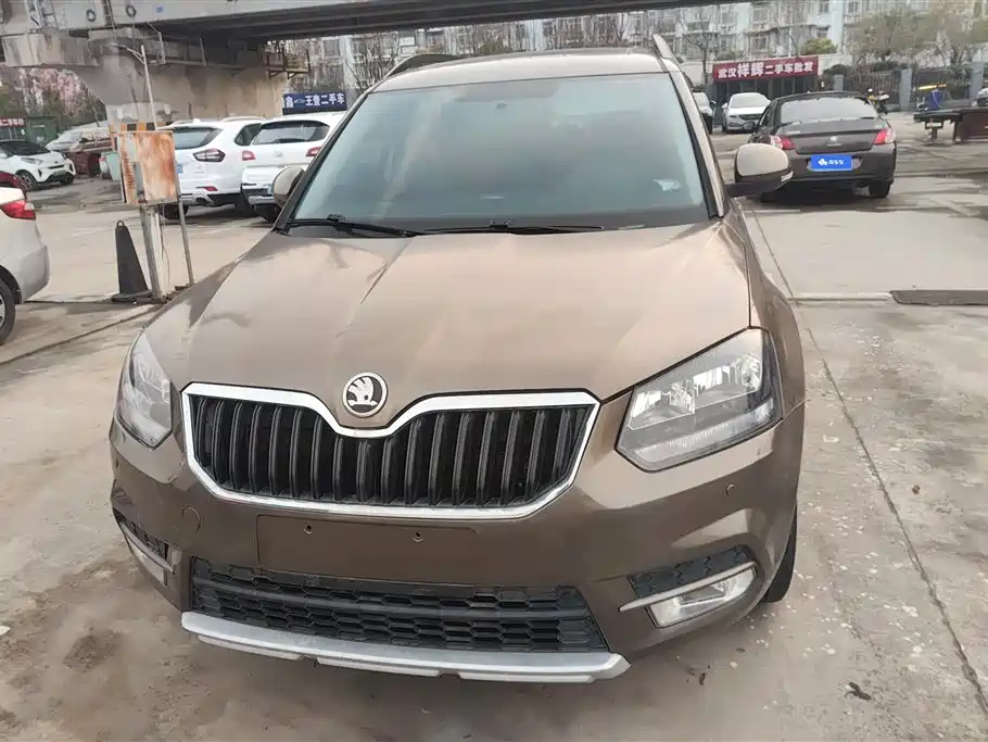 SKODA YETI