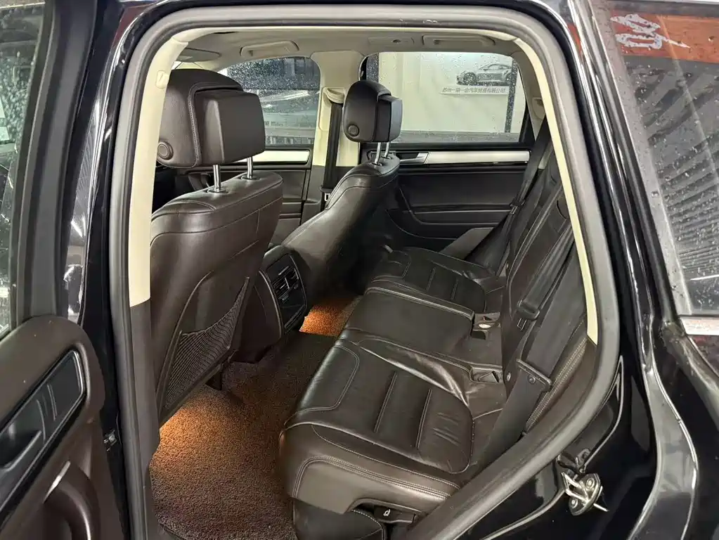 Volkswagen Touareg — миниатюра 8