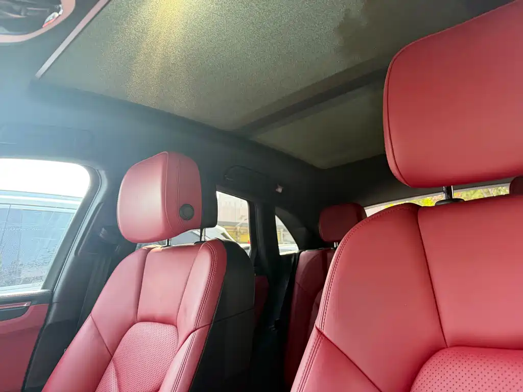 Porsche Macan — миниатюра 9