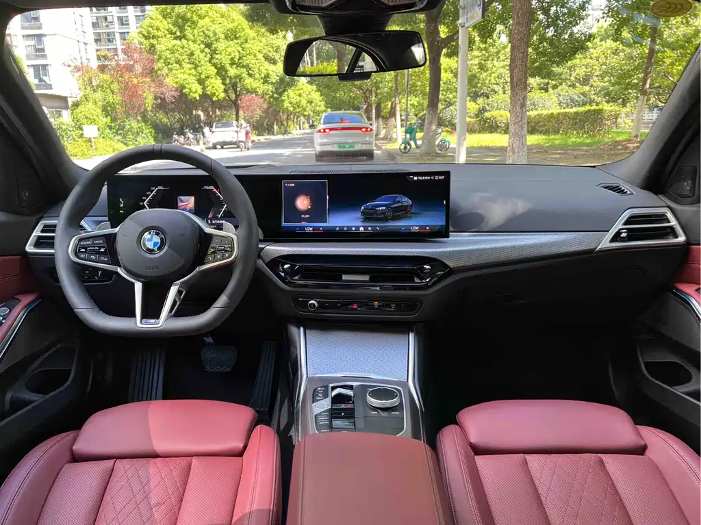 BMW 3 Series — миниатюра 8