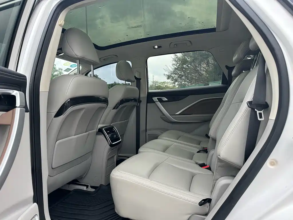 GEELY AUTOMOBILE JIAJIE