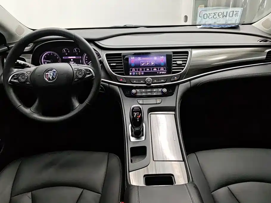 Buick LaCrosse — миниатюра 12