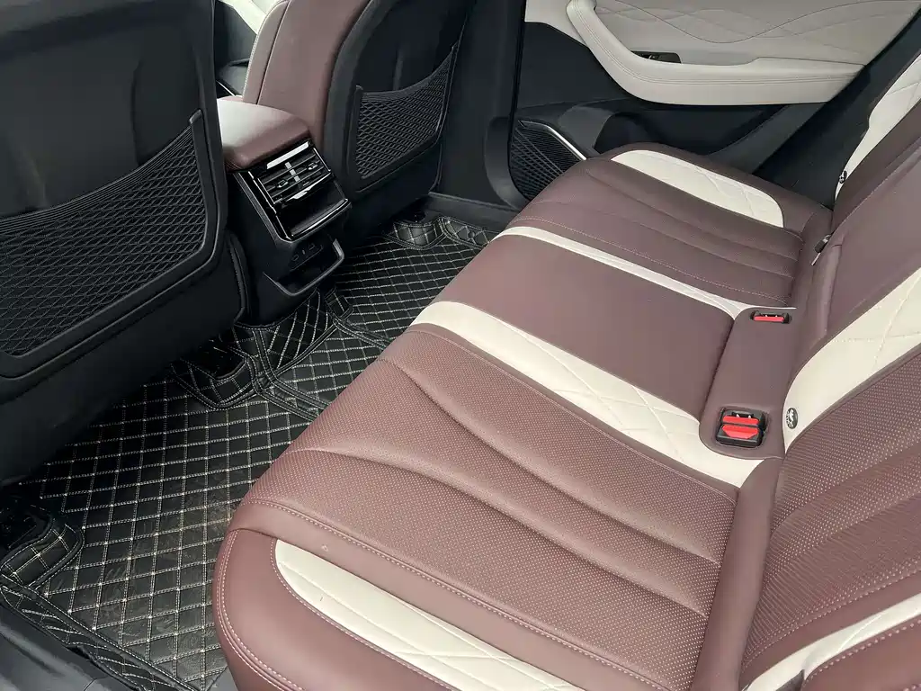 Geely Monjaro L 2021 2.0TD DCT EVO Comfort