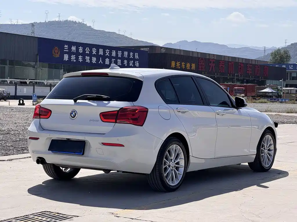 BMW 1 Series (Import) — миниатюра 15