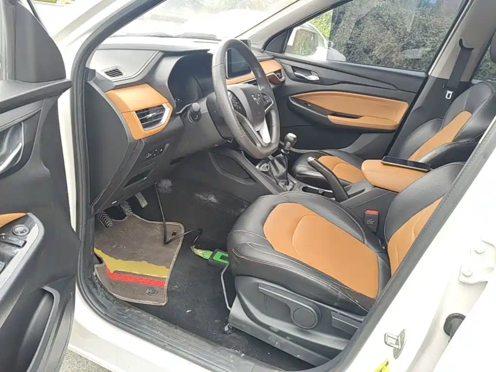 Wuling Hongguang S3 — миниатюра 16