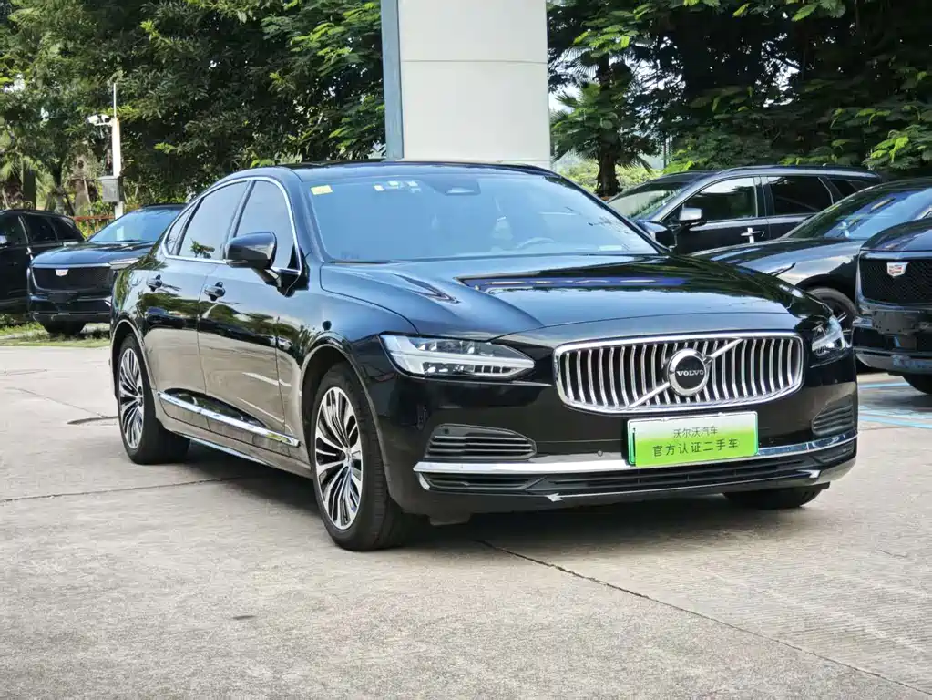 Volvo S90 PHEV — миниатюра 3