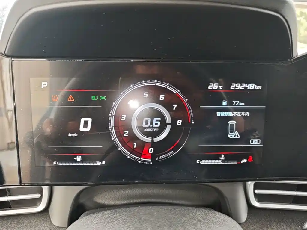 Hyundai Elantra — миниатюра 12
