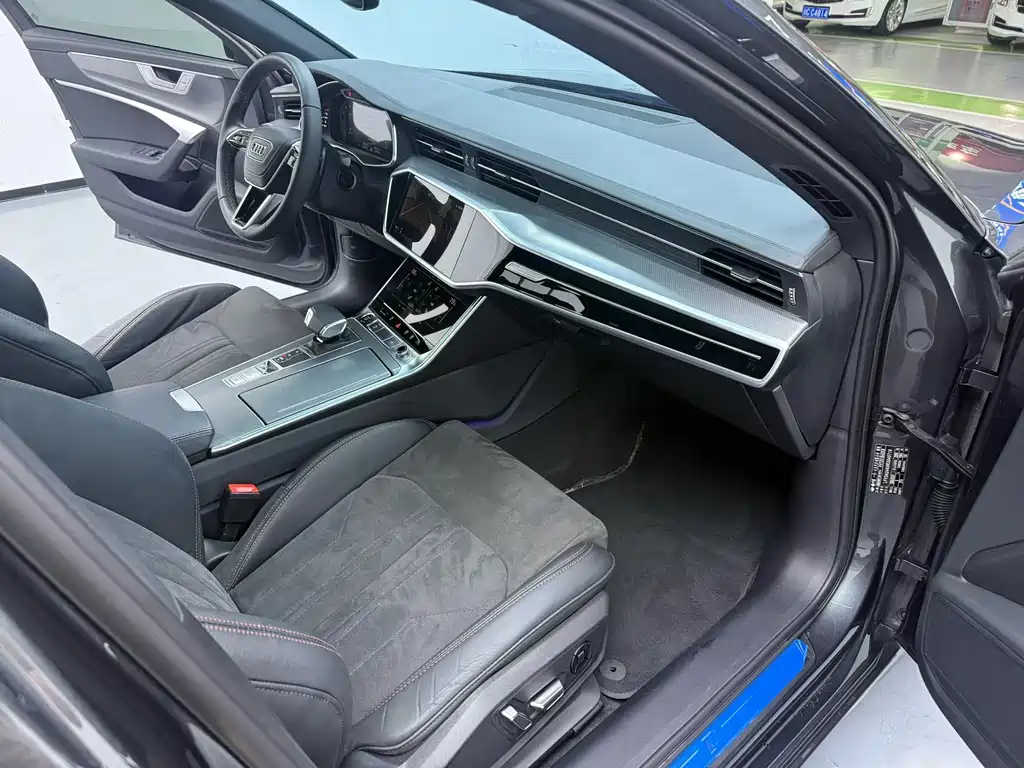 Audi A6L — миниатюра 3