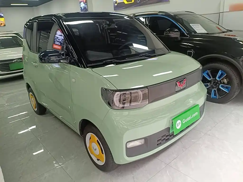 Wuling MINIEV — миниатюра 4