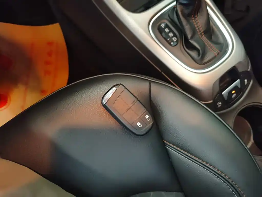 Jeep Compass — миниатюра 9