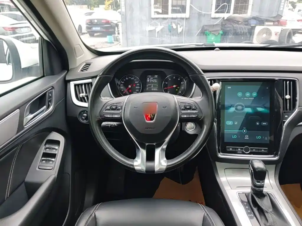 Roewe RX5 — миниатюра 11