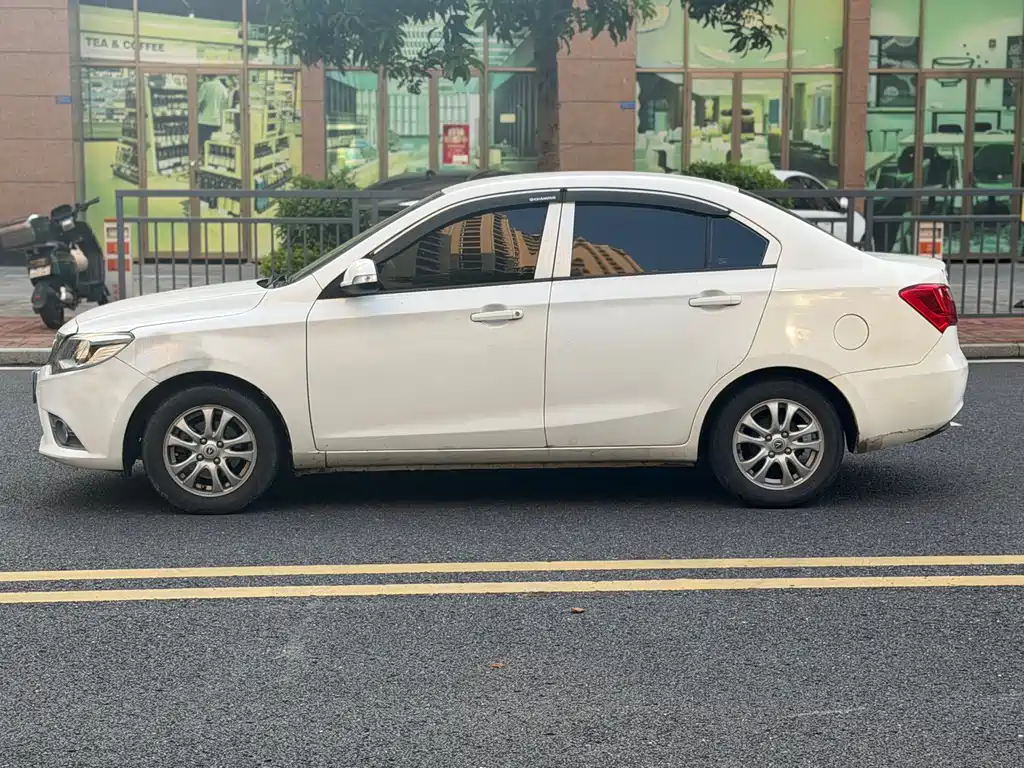 Changan V3 — миниатюра 6