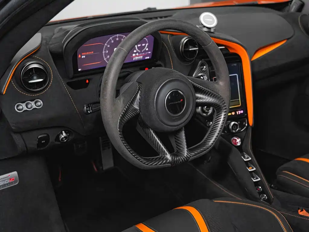 McLaren 720S — миниатюра 11