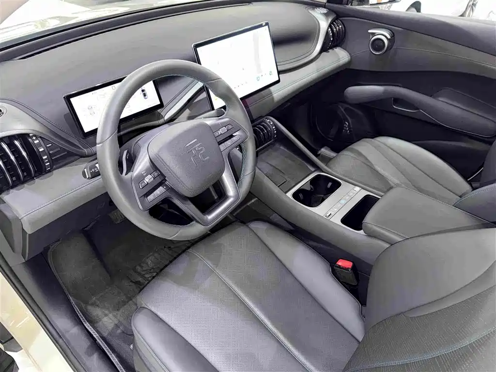 BYD Yuan Plus — миниатюра 11