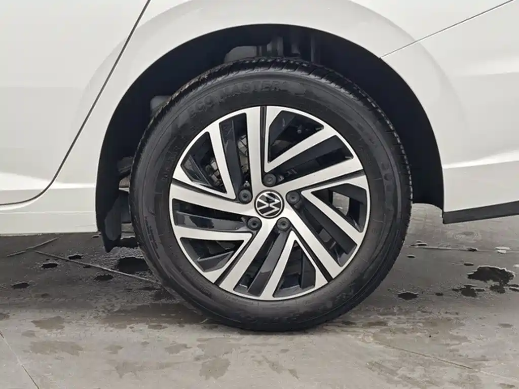 Volkswagen Lavida — миниатюра 13
