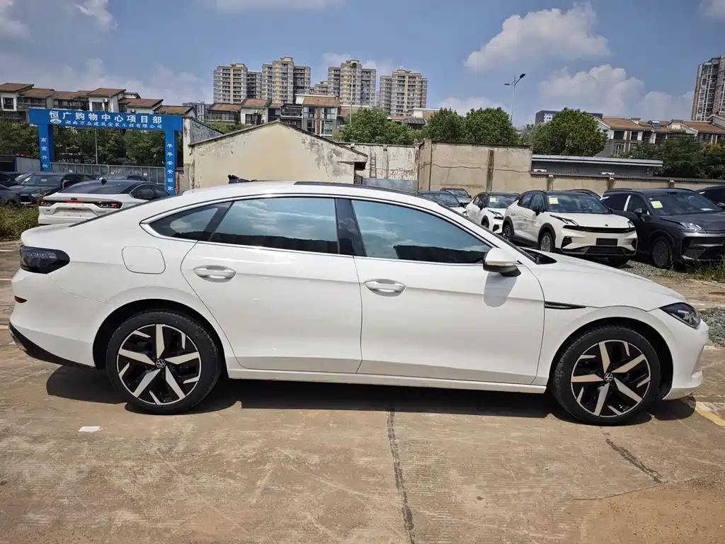 Volkswagen Lamando — миниатюра 4