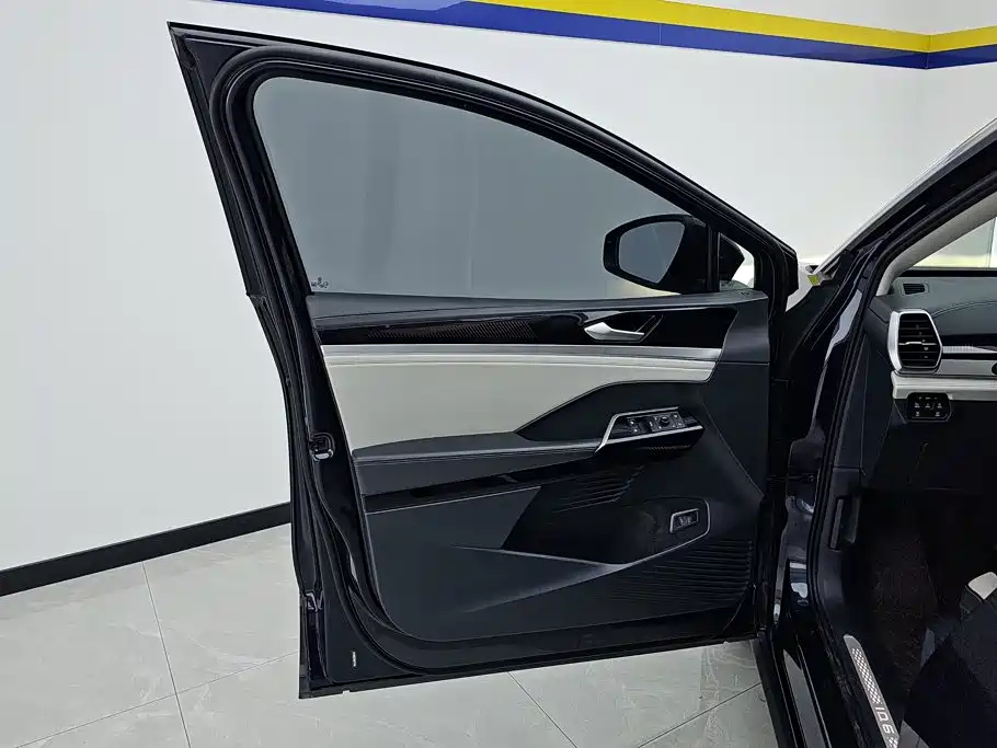 Volkswagen ID.6 Crozz — миниатюра 7