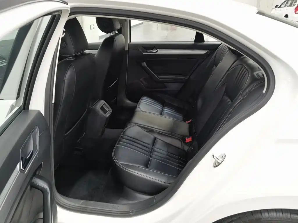 Volkswagen Lamando — миниатюра 15
