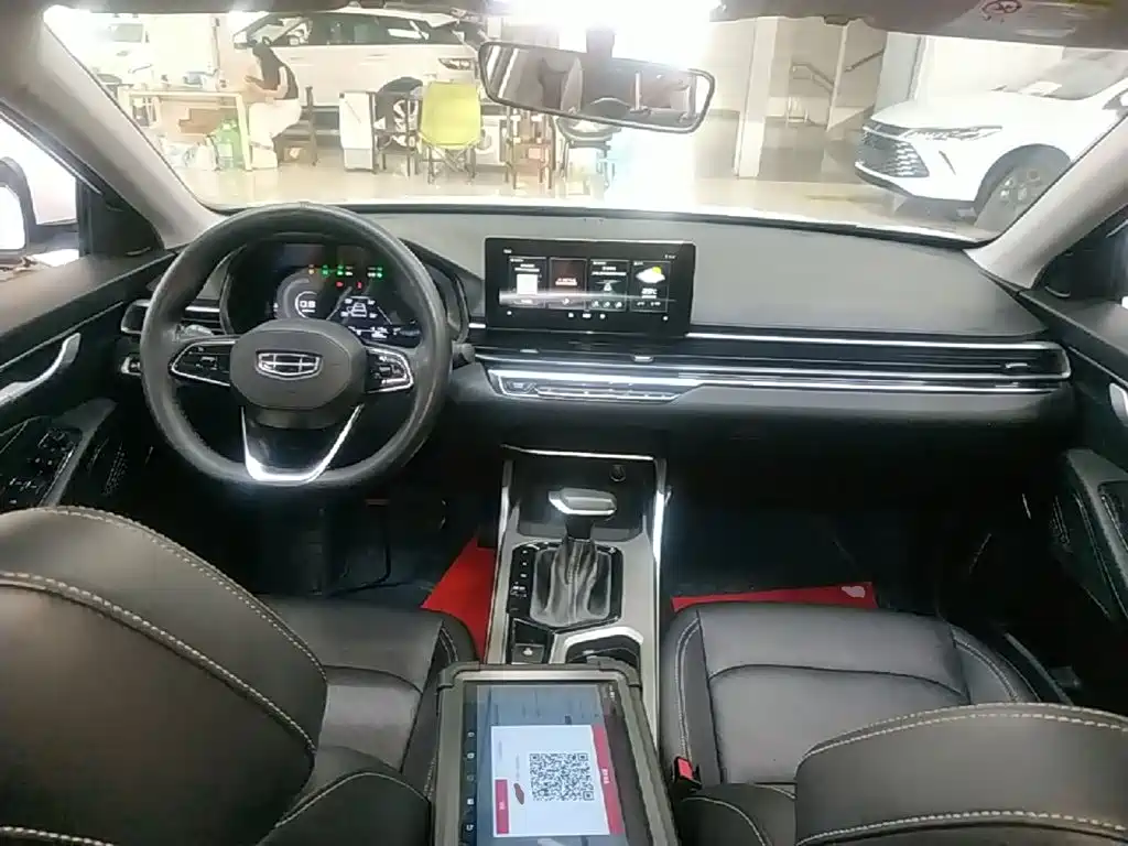 Geely Emgrand — миниатюра 10
