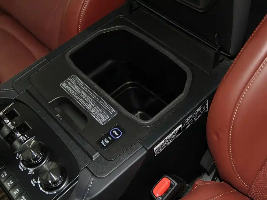 Lexus LX — миниатюра 17