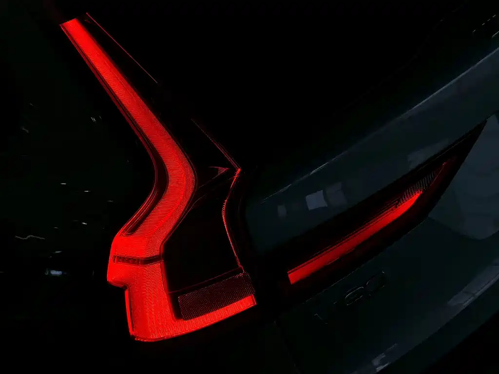 Volvo V90 — миниатюра 7