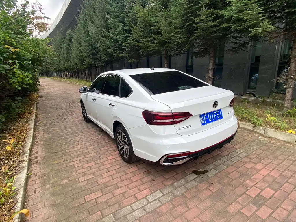 Volkswagen Lavida — миниатюра 4