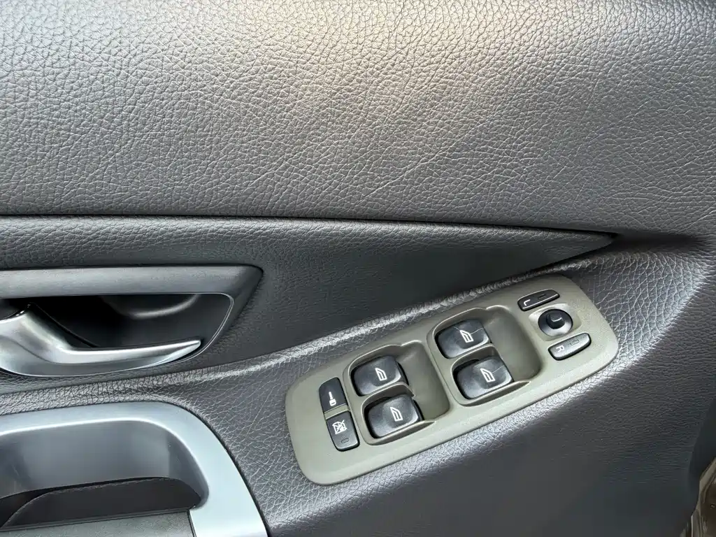 Volvo XC Classic — миниатюра 24