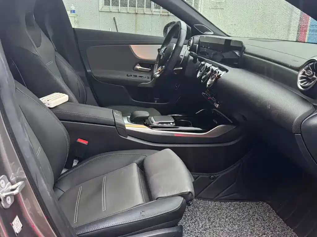 Mercedes-Benz CLA AMG — миниатюра 11