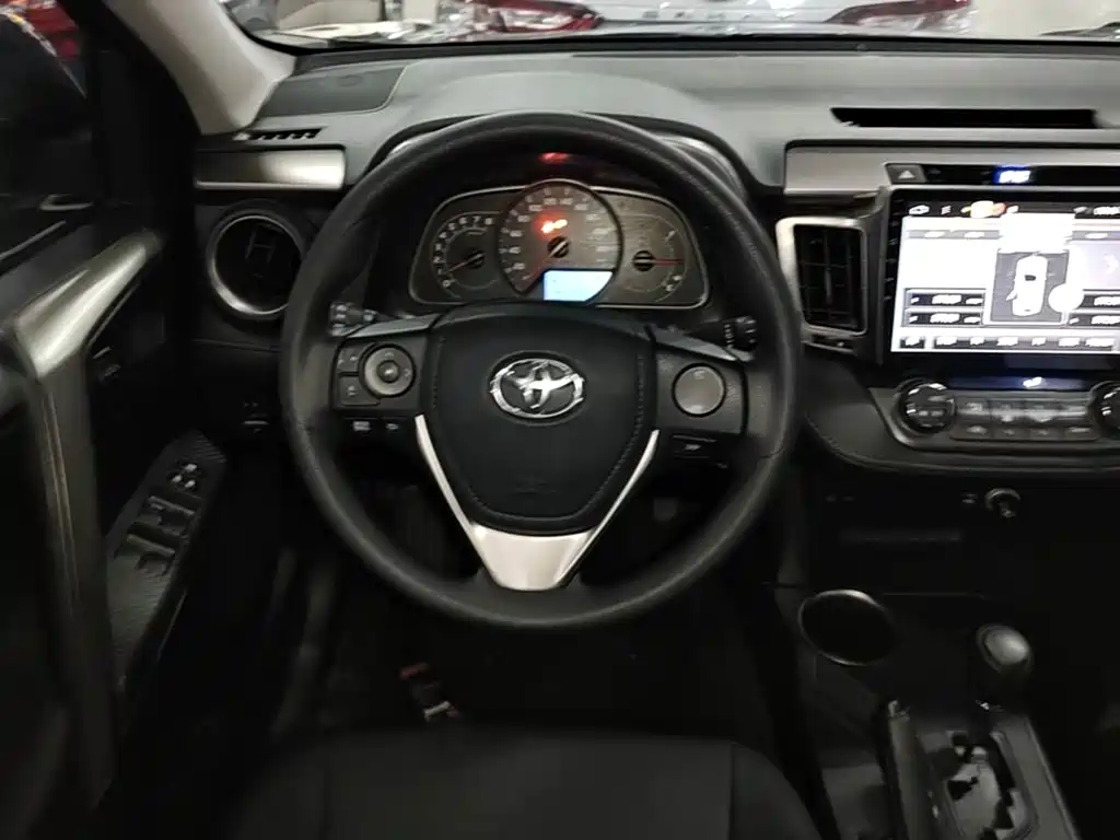 Toyota RAV4 2015 2.0L CVT