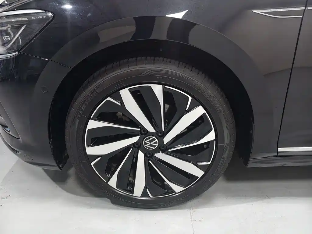 Volkswagen Passat — миниатюра 10