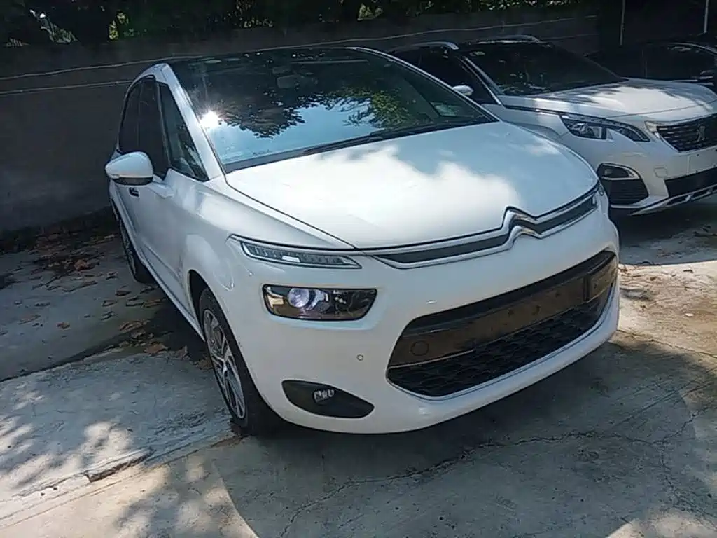 Citroen C4 Picasso — миниатюра 4