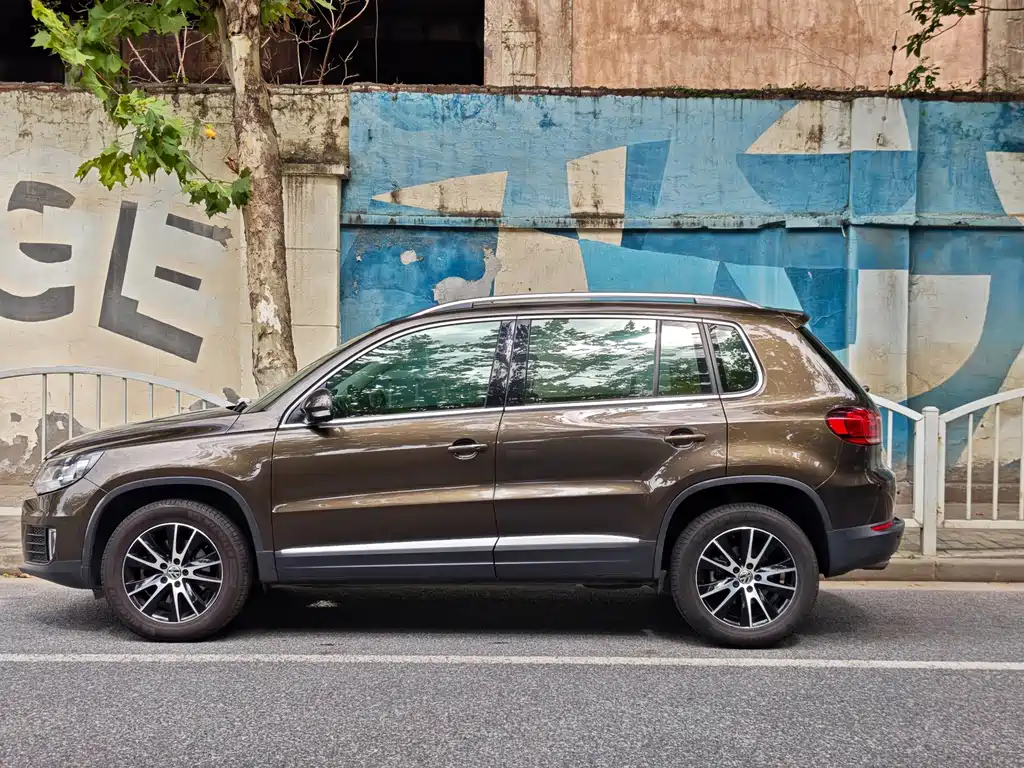 Volkswagen Tiguan — миниатюра 3