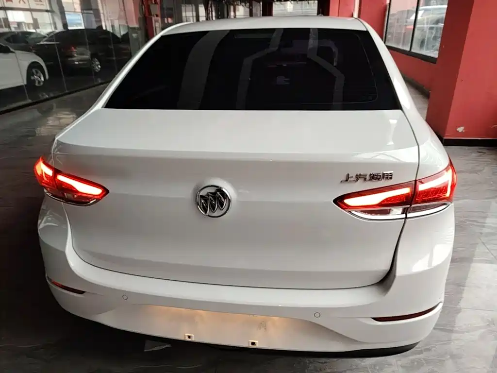 Buick Excelle — миниатюра 6