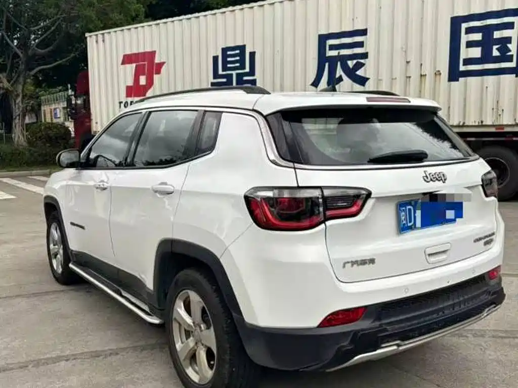 Jeep Compass — миниатюра 5
