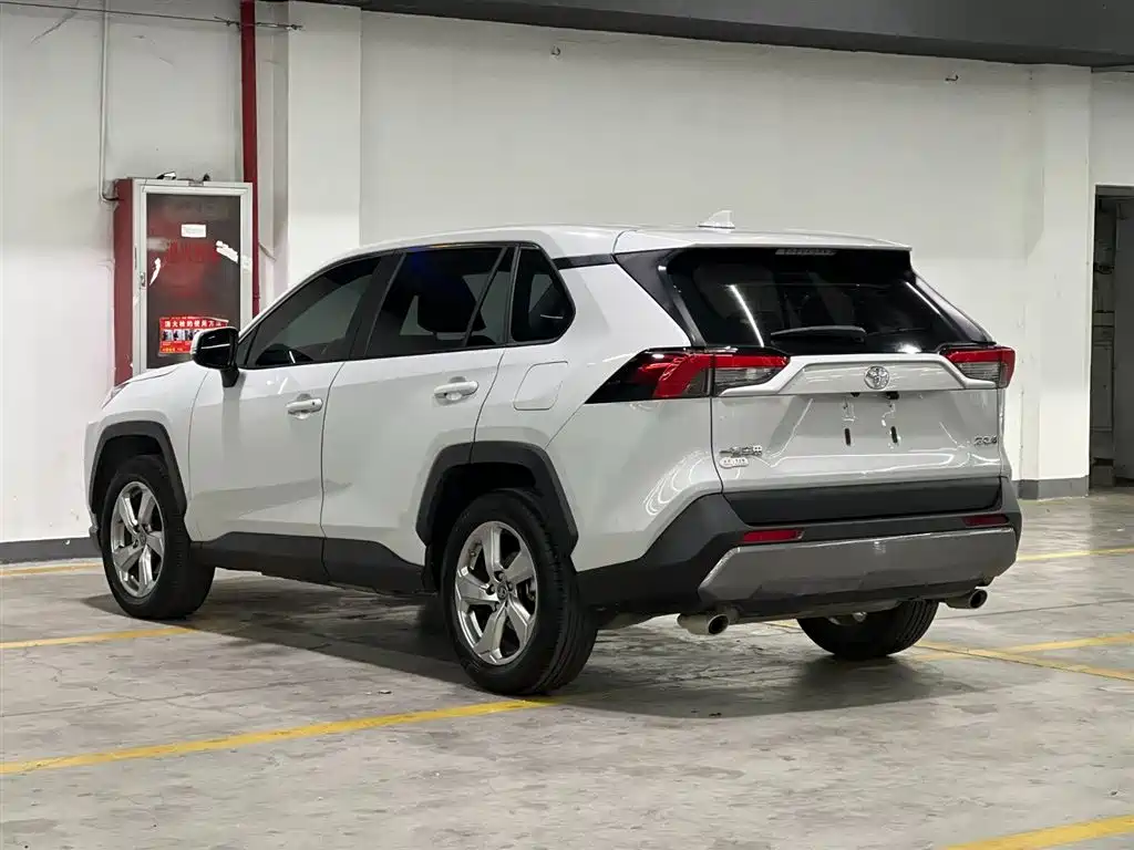 TOYOTA RAV4 RONGFANG