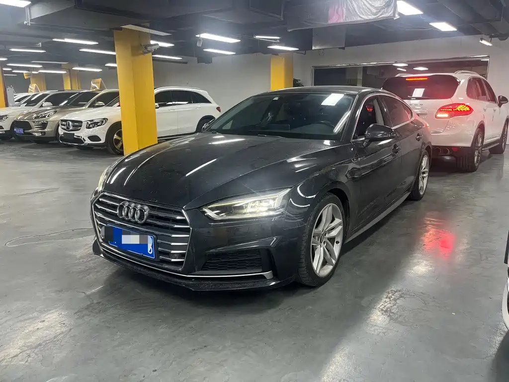Audi A5 (Import)