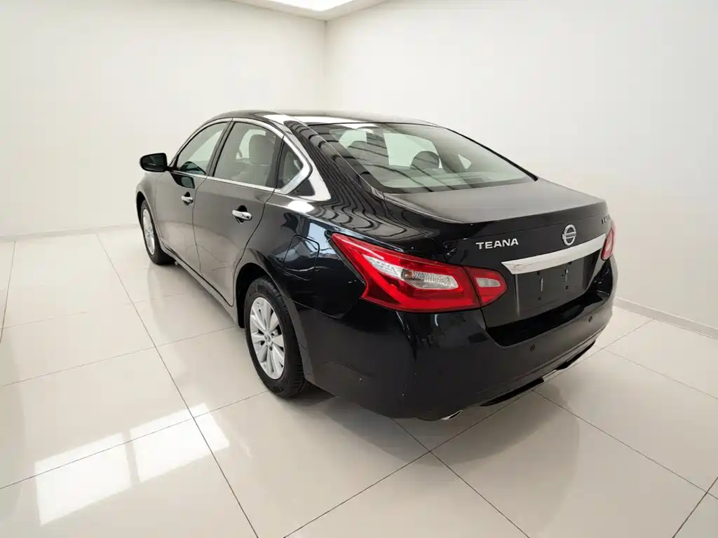 Nissan Altima 2018 2.0L XL