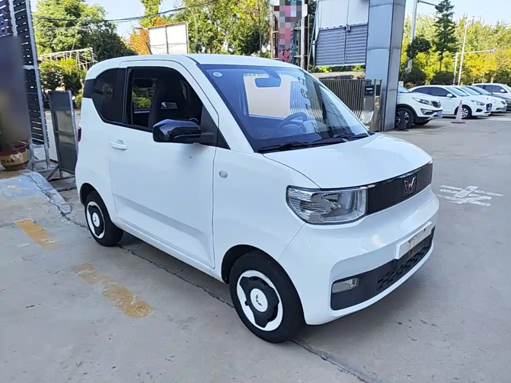 Wuling MINIEV — миниатюра 4