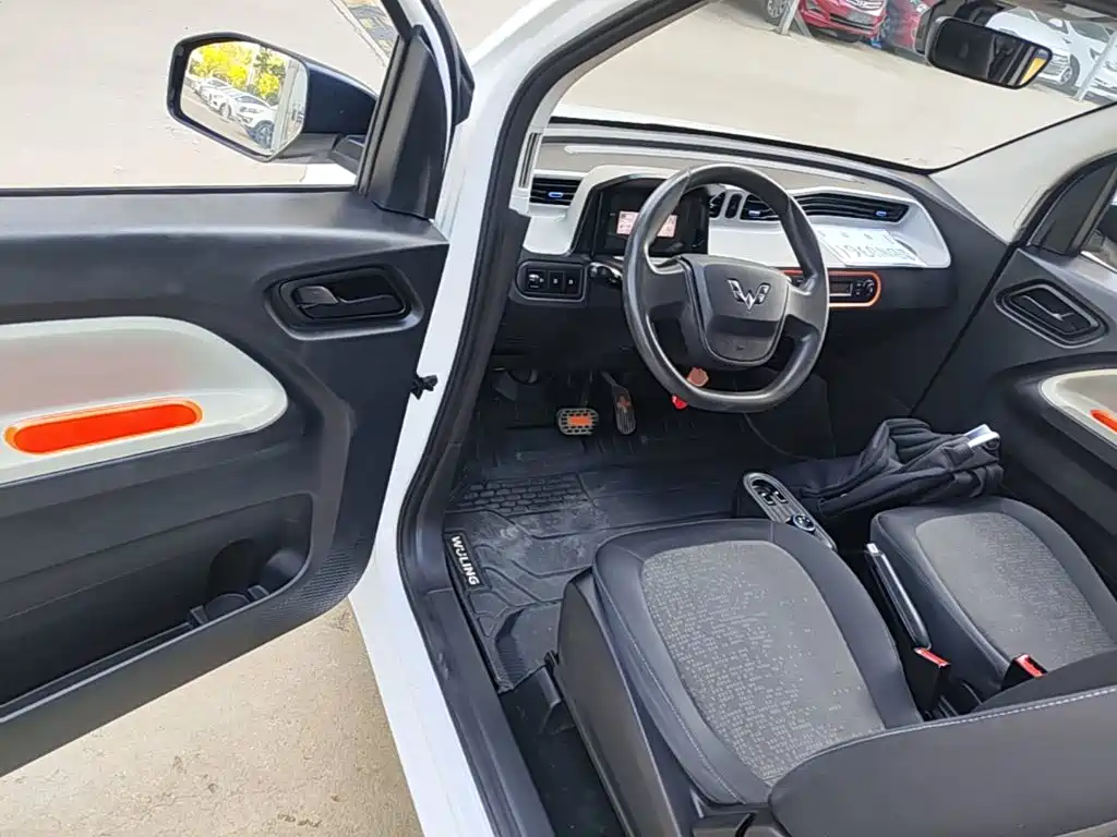 Wuling MINIEV — миниатюра 16