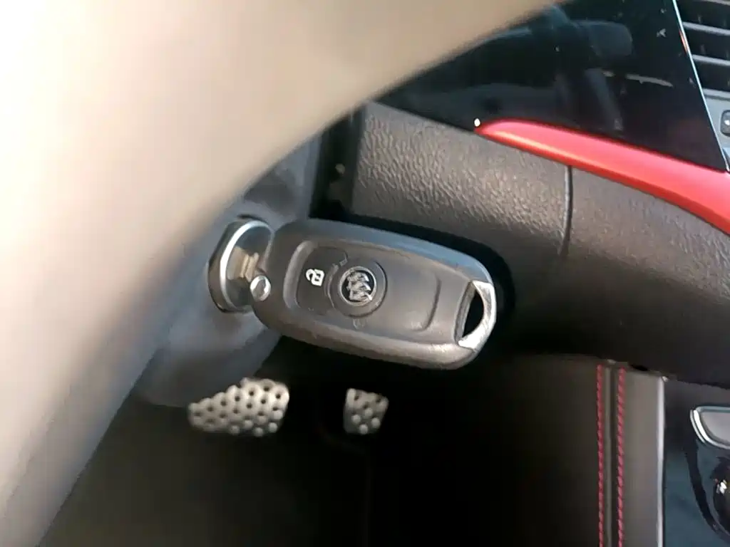 Buick Verano — миниатюра 9