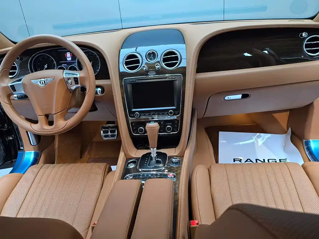 Bentley Flying Spur — миниатюра 14